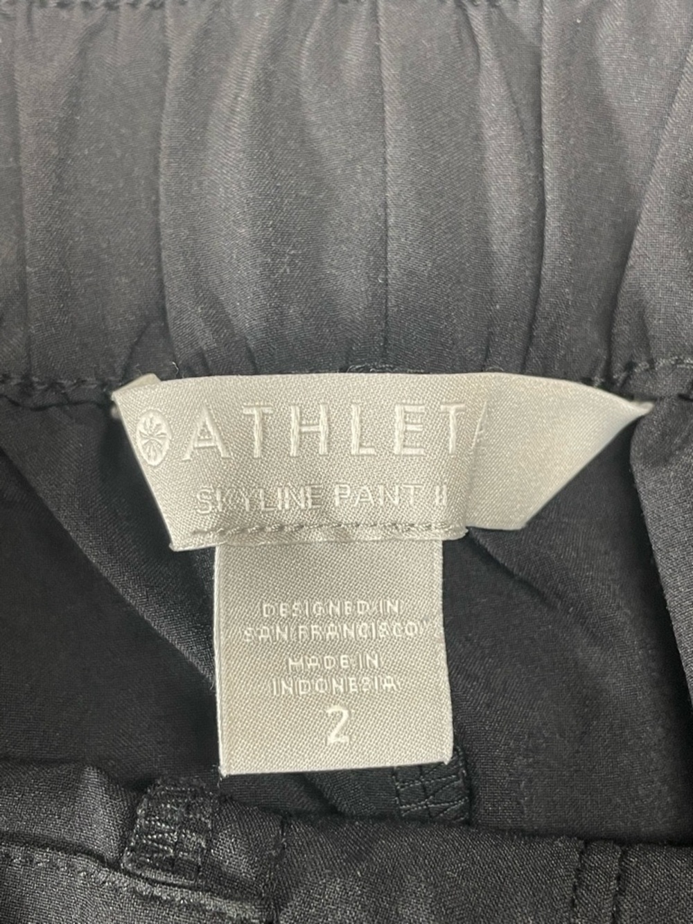 Athleta Skyline II Black Straight Leg Size 2 - Picture 7 of 11